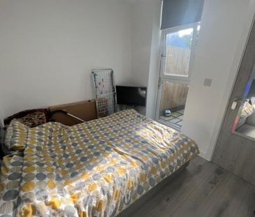2 bedroom house to rent - Photo 3