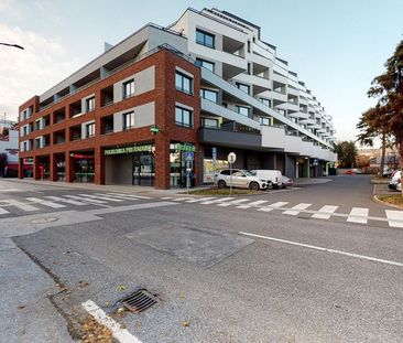 Rezidencia pri Radnici: 1+KK byt s loggiou štýlové bývanie 100m od ... - Fotografia 4