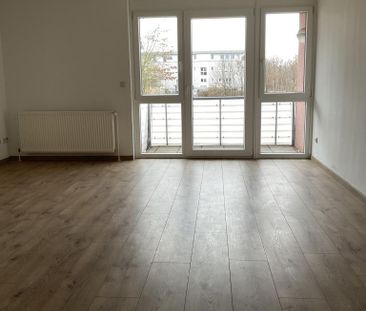 2-Zimmer-Wohnung mit Balkon in Bochum-Wattenscheid mieten - Photo 1
