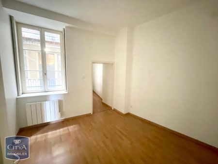 Location Appartement 3 pièces 68m² BOURG EN BRESSE 01000 - Photo 2