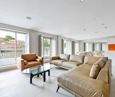 3 bedroom duplex to rent - Photo 2