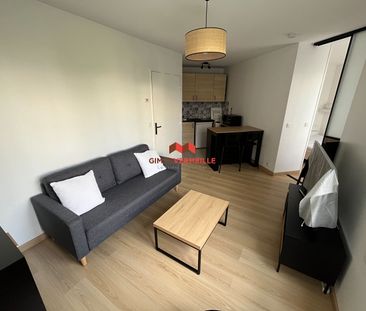 Location Appartement 2 pièces 28m² - Photo 3