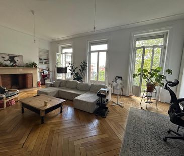 Location Appartement 7 pièces 218m² ST ETIENNE 42000 - Photo 1