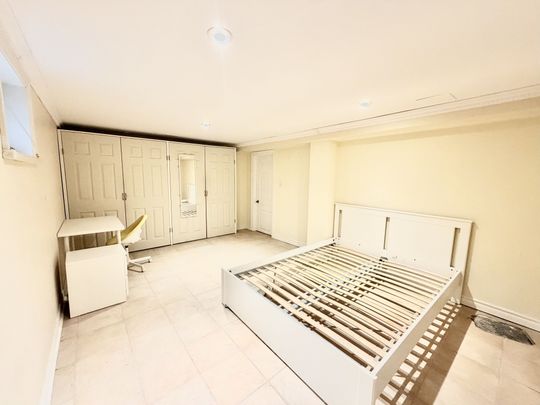 For Lease - 176 Patricia Avenue Unit# Lower, Toronto, Ontario - Photo 1