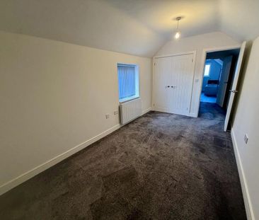 1 bedroom semi-detached house to rent - Photo 2