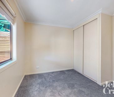 96 Haldane Road, Niddrie - Photo 2