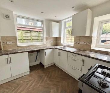 Outwood Road, Radcliffe, Manchester, M26 - Photo 5