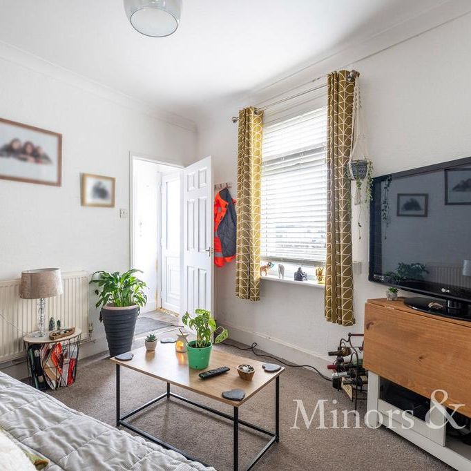 3 bedroom end of terrace house to rent - Photo 1