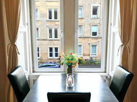 2 Bed Flat, Cathcart Place, EH11 - Photo 4