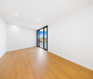 Modern Look, Traditional Spaces - Photo 1