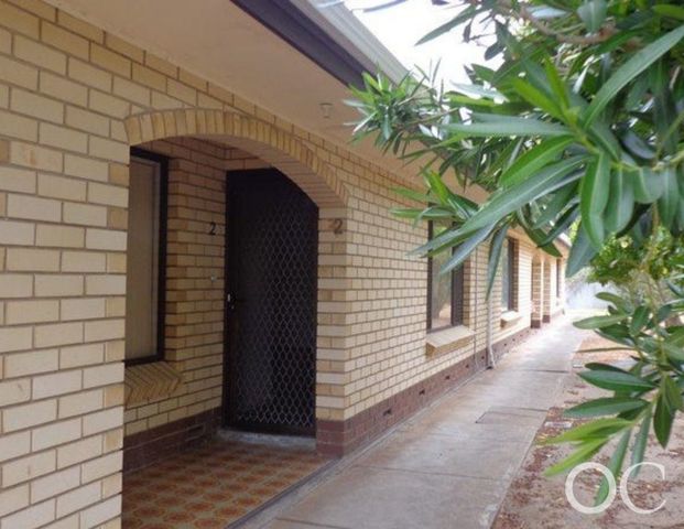 Open the Door to Effortless Living - Ground Floor Comfort in a Prime Location - Photo 1