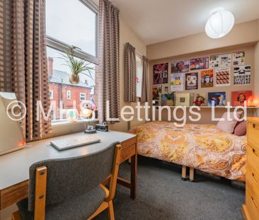 4 Bedroom Mid Terraced House for rent in Thornville Road - Photo 4