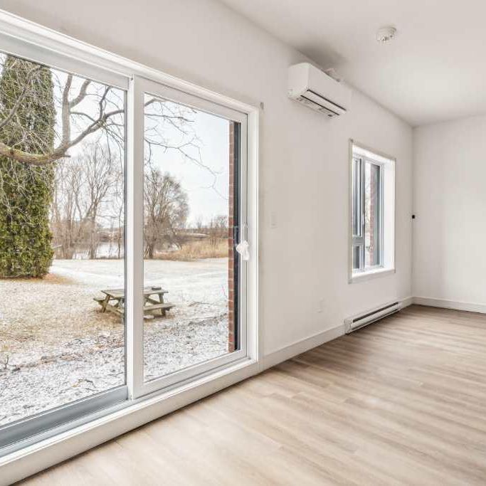 🏗️ NOUVEAU PROJET EN CONSTRUCTION 5 1/2 Disponible à partir de maintenant– Ste-Martine - Photo 1