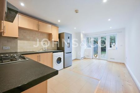 2 bedroom terraced house to rent - Photo 5