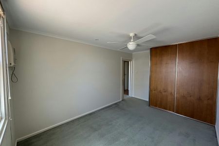 39 Clark Crescent - Photo 3