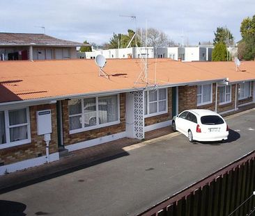 4/1171 Victoria Street - Photo 5