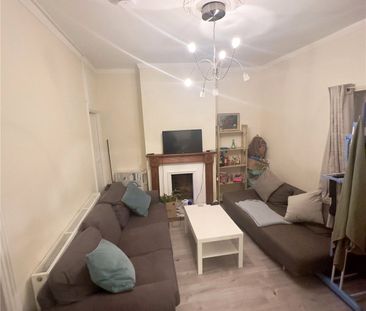 Double Bedroom in Shared House, Hither Green - Photo 4