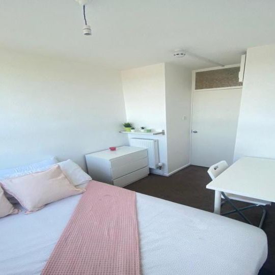 3beds Apartment - Photo 1