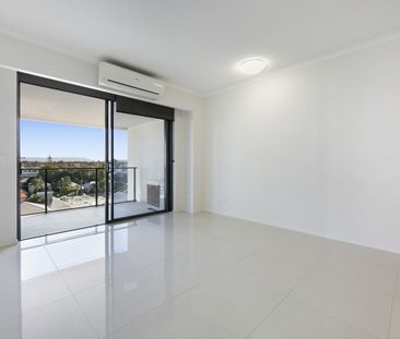 28/171 Scarborough Street, Southport QLD 4215 - Apartment For Rent ... - Photo 3