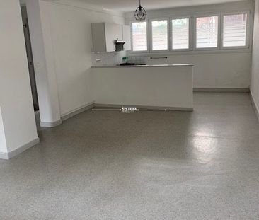 Location Appartement 3 pièces 62m² LILLE 59000 - Photo 2