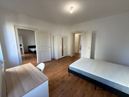 Location Appartement 5 pièces 106m² STRASBOURG 67000 - Photo 3