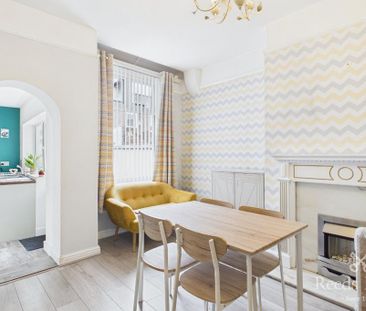 2 bedroom terraced house to rent - Photo 2