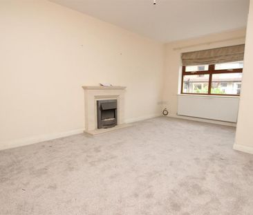 3 bedroom House To Let - Photo 4