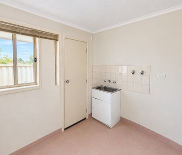 Spacious & Low-Maintenance Living in a Convenient Shepparton Location - Photo 5