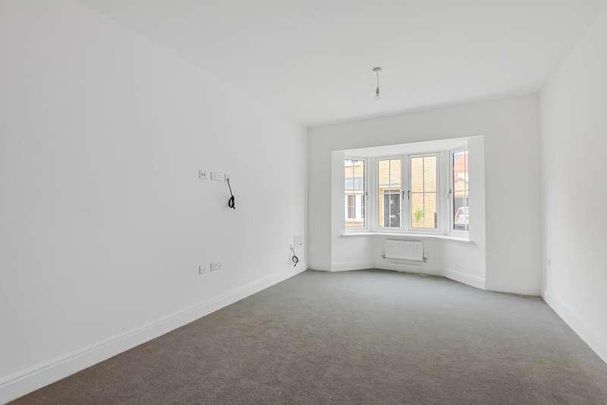 Buxton Close, Bicester, OX26 - Photo 1