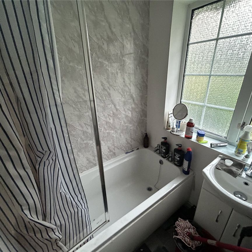 2 bedroom house to rent Wingfield Drive, Chaddesden, Derby, Derbyshire, DE21 - Photo 1