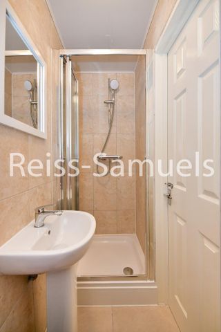 5 bedroom terraced house to rent - Photo 5