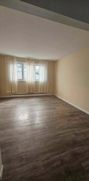 Appartement 4 1/2 à Louer Dès Maintenant - Photo 1