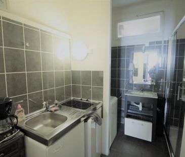 Location Appartement 1 pièce 28m² NEVERS 58000 - Photo 2