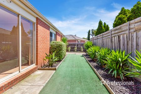 23/52 Latham Street, Werribee VIC 3030 - Photo 3
