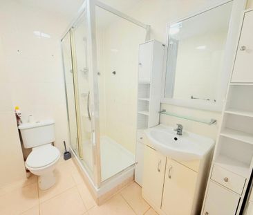 Cooden Drive, Bexhill-on-Sea, East Sussex - Photo 5