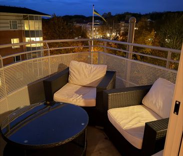 Rum i Lägenhet nära Universitetssjukhuset - två månader - Foto 1