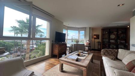 Beautiful modern apartment for long term rental in the center of Torrevieja - Photo 2