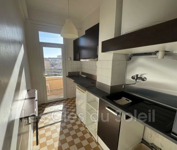 Location appartement 44 m² Toulon - Photo 3