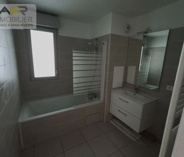 Location Appartement 3 pièces 70m² - Photo 4