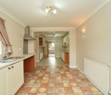 4 bedroom House To Let Total Size: 1566 SQ FT - Photo 2