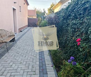 Casa cu 3 camere 2 bai si 289 mp teren in zona Lazaret - Photo 4