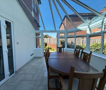 3 bedroom House To Let - Photo 4