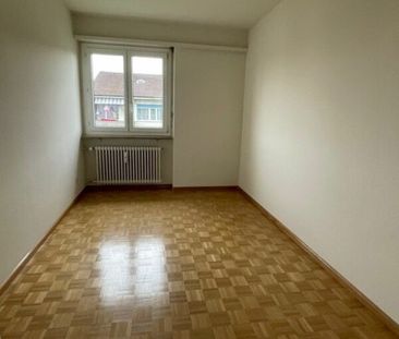 "Charmante 3.5-Zimmerwohnung an zentraler Lage" - Photo 2