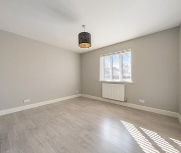 2 bedroom semi-detached house to rent - Photo 3