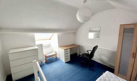 Fantastic 4 student bedroom property - Photo 4
