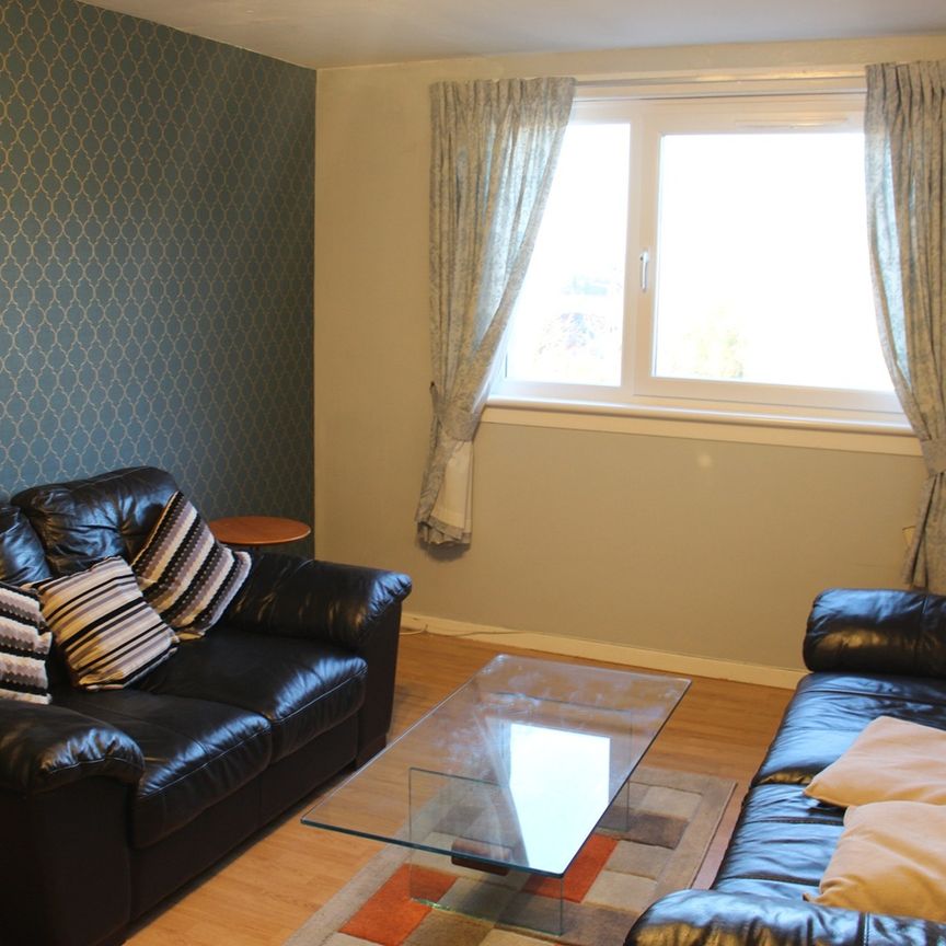 Room in a Shared Flat, Hailsland Gardens, EH14 - Photo 1