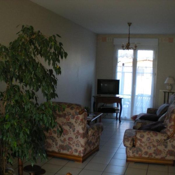 Location Maison 3 pièces 74m² CHOLET 49300 - Photo 1