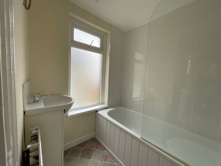 62 Woodvale Avenue, Belfast, BT13 3EX - Photo 5