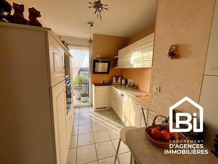 Location Appartement 4 pièces 80m² - Photo 2