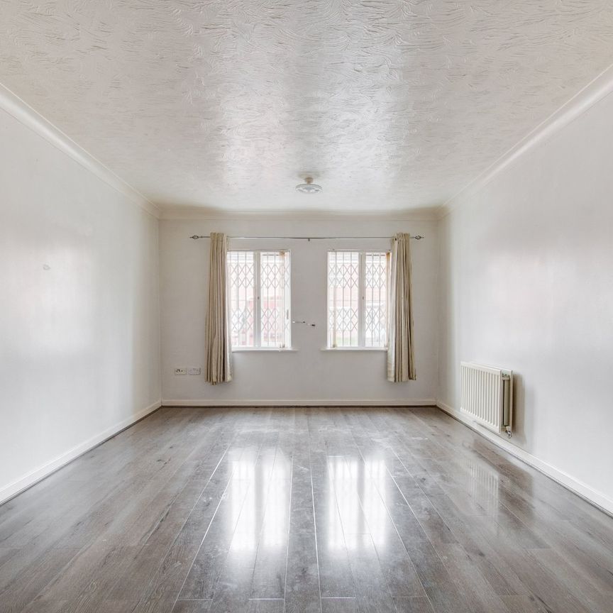 2 bed ground floor flat to rent in Rea Road, Birmingham, B31 - Photo 1